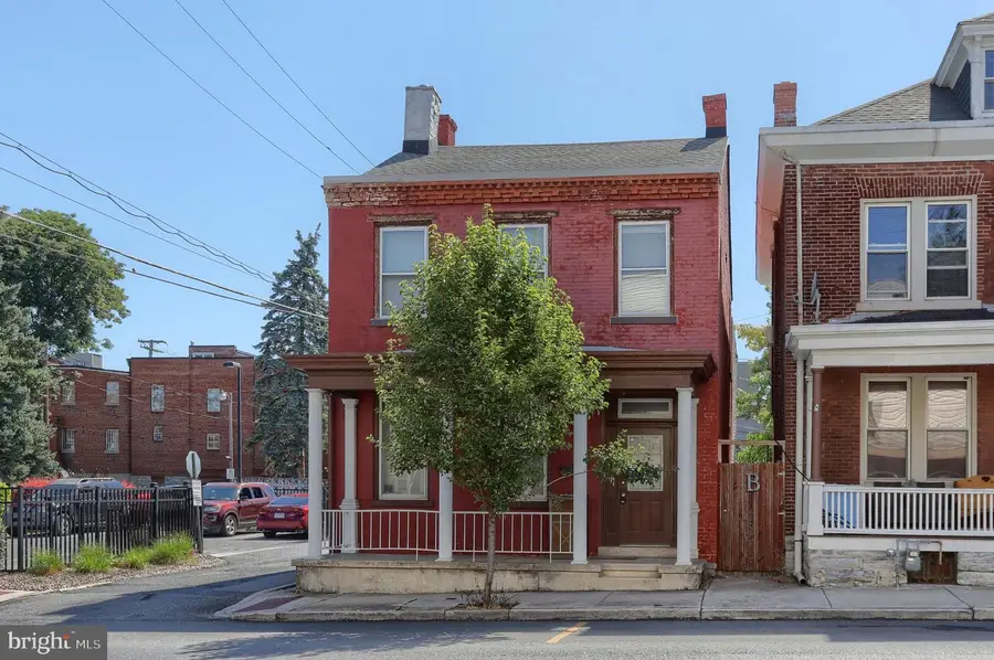 24 S 10th St, Lebanon, PA 17042 - #3