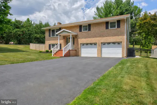 135 Horseshoe Blvd, ANNVILLE, PA 17003