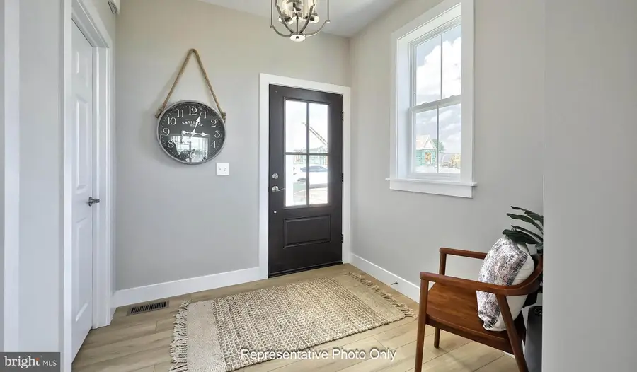 536 Stone Gate Blvd, Annville, PA 17003 - #2