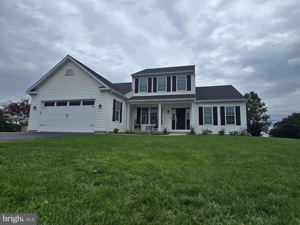 500 Sweetwater Dr, Palmyra, PA 17078 - #1