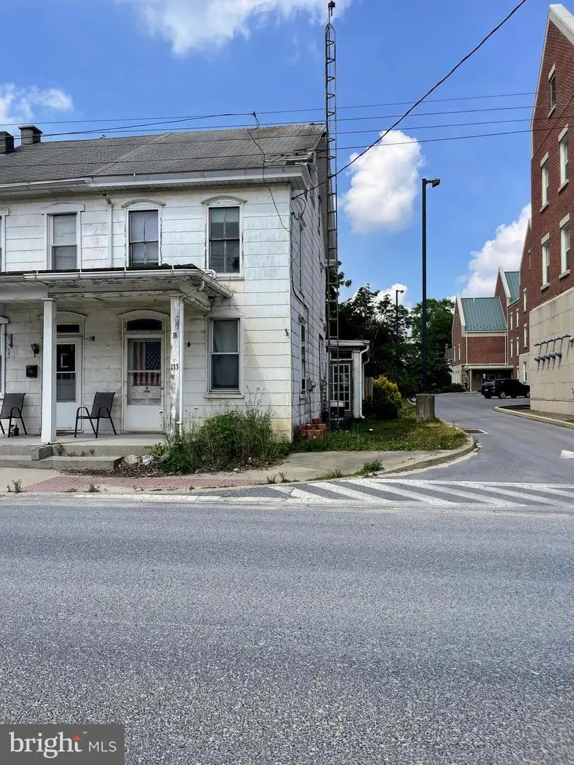 133 N Railroad St, Annville, PA 17003 - #1