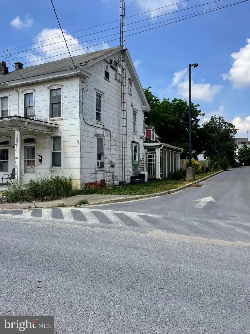133 N Railroad St, Annville, PA 17003 - #2