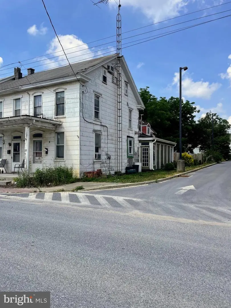 133 N Railroad St, Annville, PA 17003 - #3