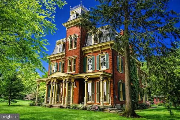 807 Weavertown Rd, MYERSTOWN, PA 17067
