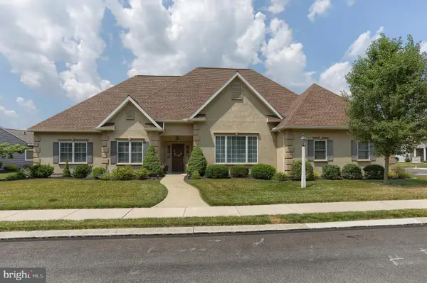 1012 Brandywine Dr, LEBANON, PA 17042