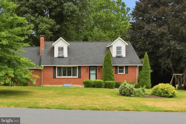 328 Quittie Park Dr, ANNVILLE, PA 17003