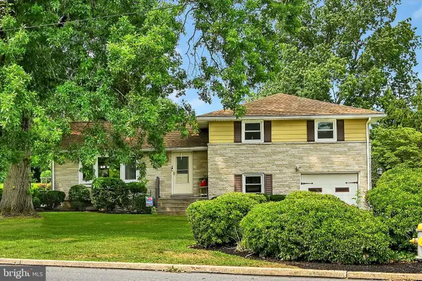 33 Jayann Dr, LEBANON, PA 17042
