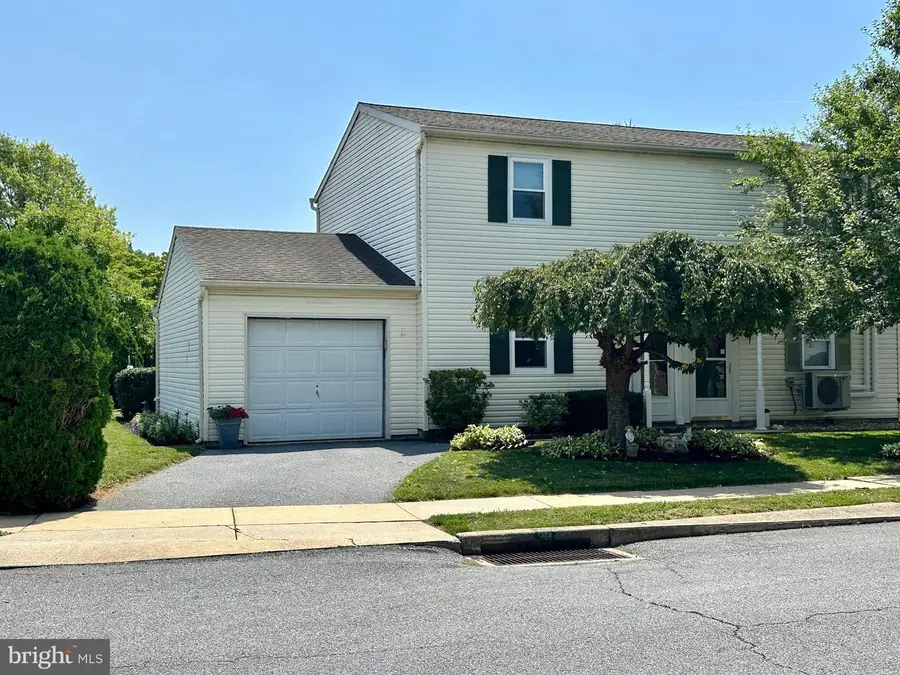 6 Natalie Ln, Cleona, PA 17042 - #3