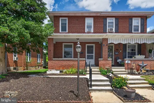 25 Hoke Ave, LEBANON, PA 17042
