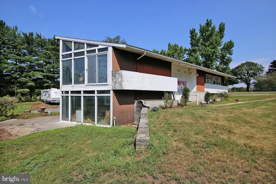 301 Golf Rd, Myerstown, PA 17067 - #3