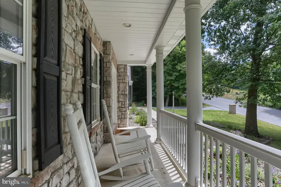 304 Iron Valley Dr, Lebanon, PA 17042 - #2