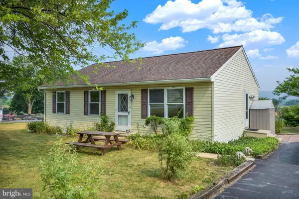 157 Elk Dr, LEBANON, PA 17046