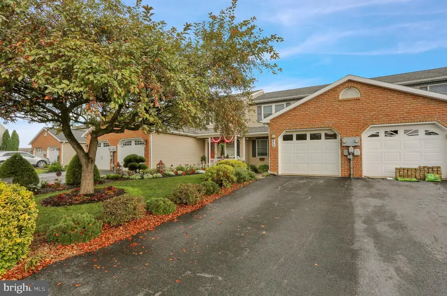 313 Acorn Cir, Lebanon, PA 17042 - #2