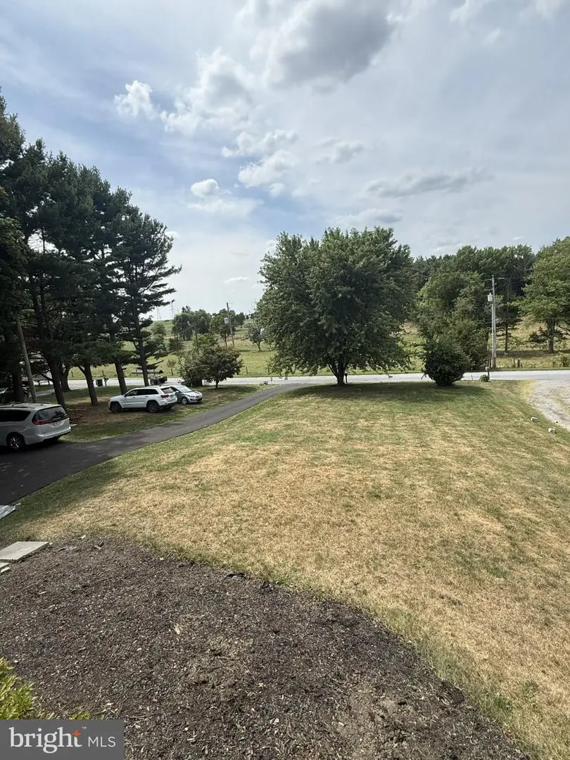 12 Heagy Dr, Lebanon, PA 17046 - #2
