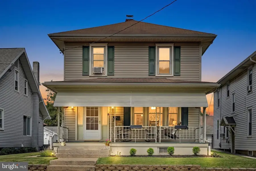 324 S Lincoln St, Palmyra, PA 17078 - #2