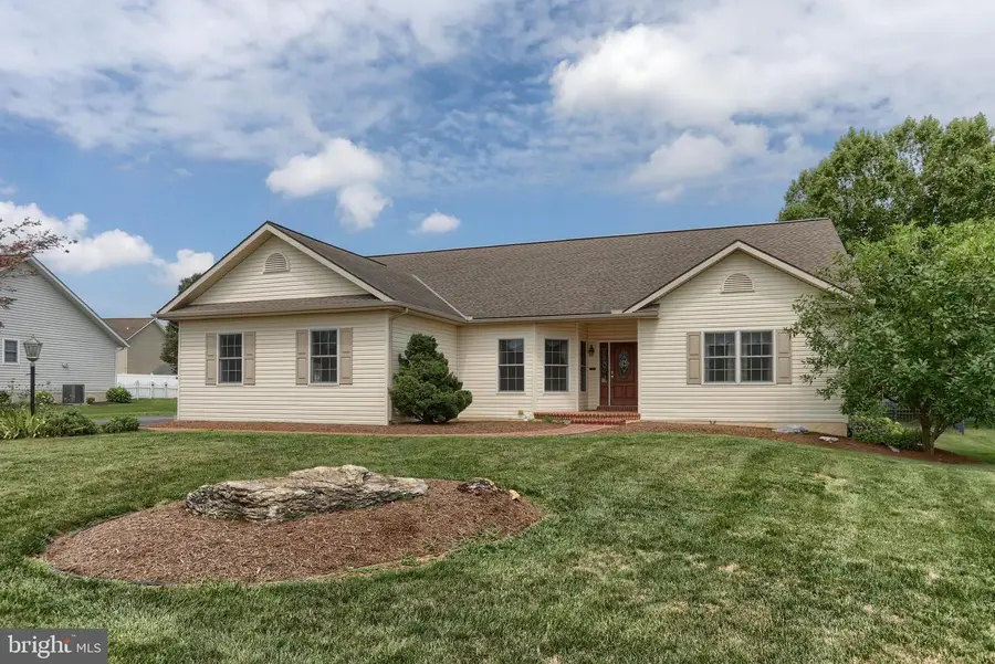 27 Boxwood Dr, Lebanon, PA 17042 - #2