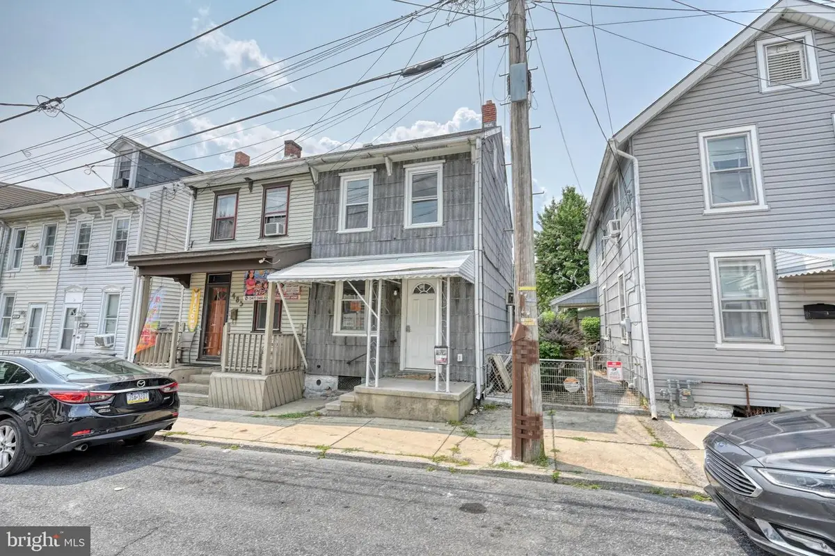 487 N 6th St, Lebanon, PA 17046 - #1