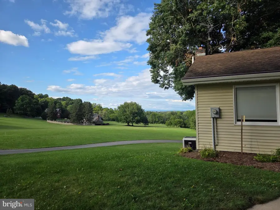 885 Mount Wilson Rd, Lebanon, PA 17042 - #3