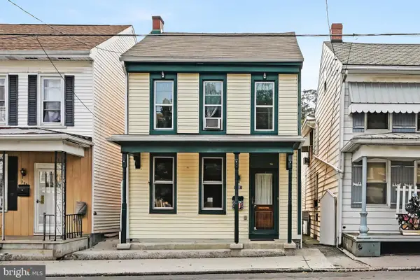 251 S 8th St, LEBANON, PA 17042