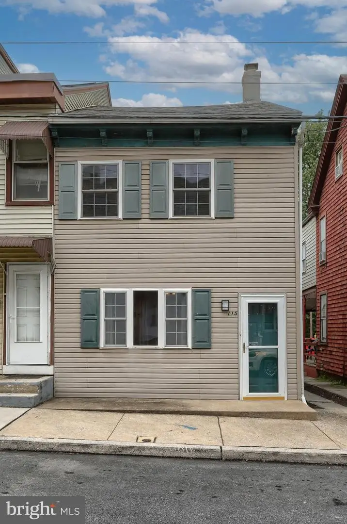 115 S 3rd St, Lebanon, PA 17042 - #2