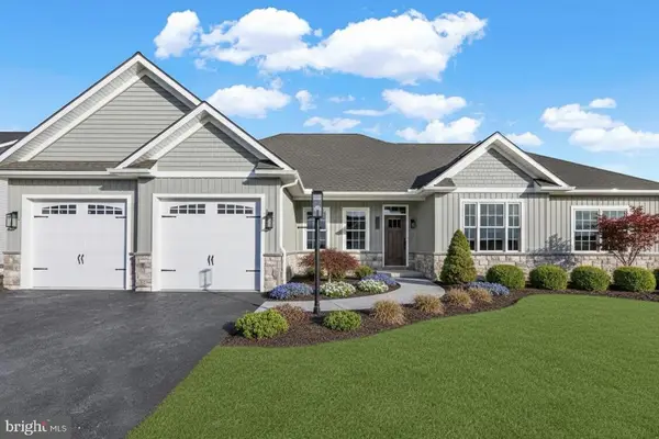 04 Starlight Lane, LEBANON, PA 17046