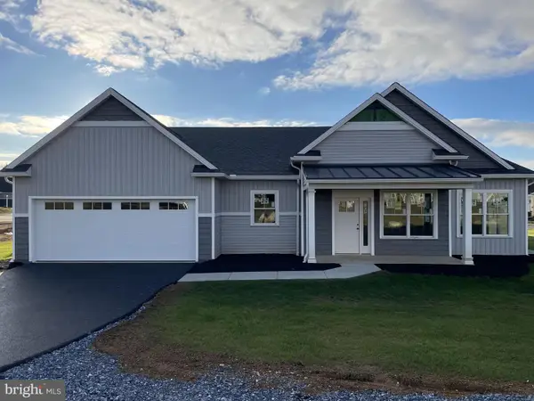 94 South Village Cir #239, PALMYRA, PA 17078