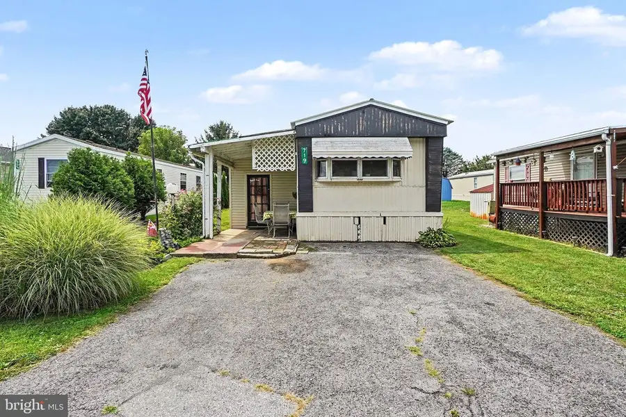 719 Palm City Park, Annville, PA 17003 - #2