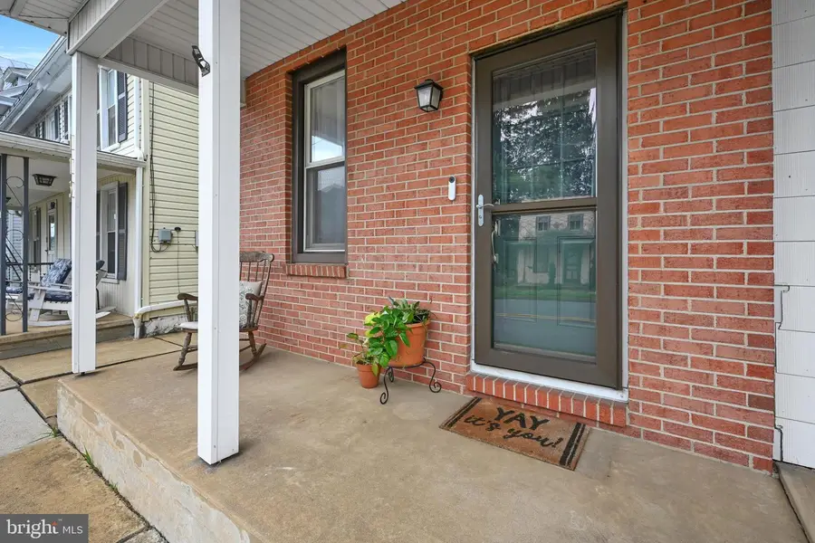 113 E Main St, Newmanstown, PA 17073 - #3