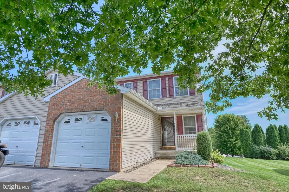 9 Grasshopper Ct, Myerstown, PA 17067 - #1