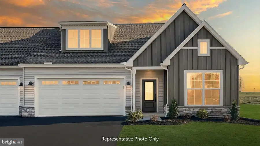 47 Canterbury Ln, Annville, PA 17003 - #2