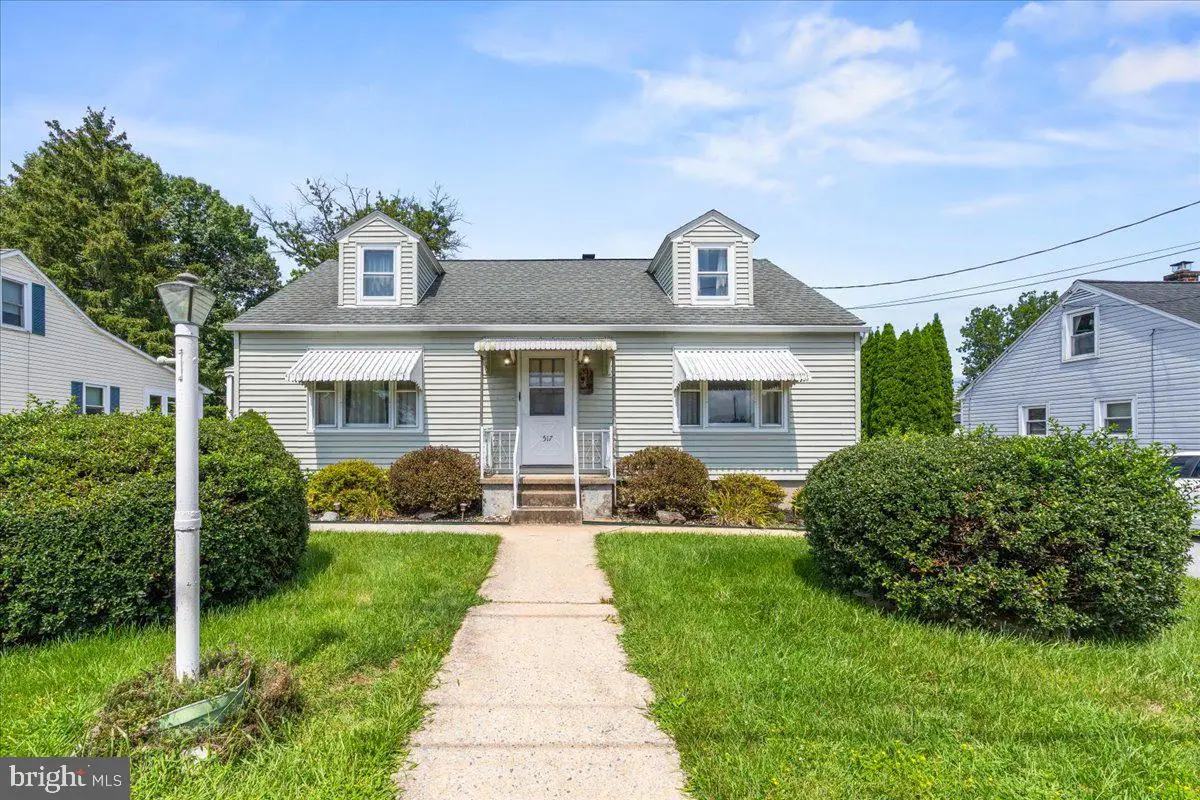 517 W Walnut St, Cleona, PA 17042 - #1