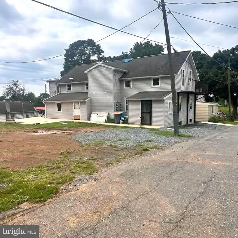 1910 Leinbaugh Ave, Lebanon, PA 17042 - #3
