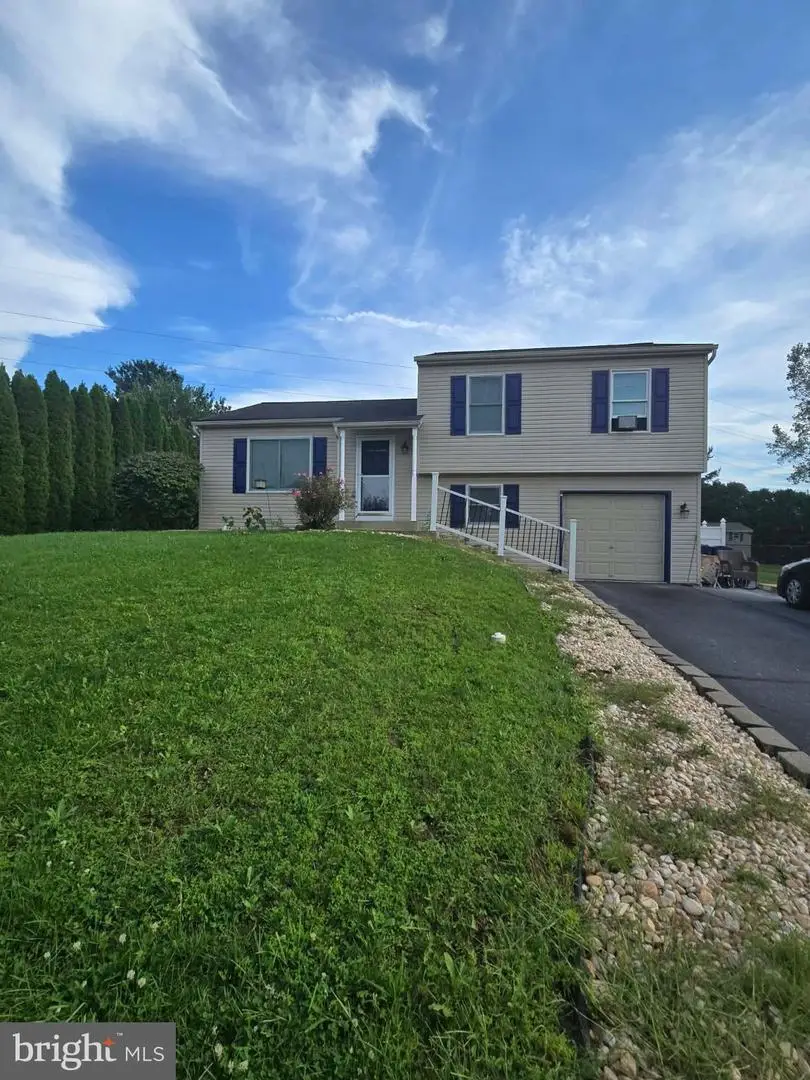 81 E Brookfield, Lebanon, PA 17046 - #1
