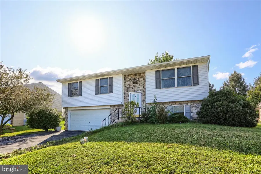 22 Treeline Dr, Newmanstown, PA 17073 - #2