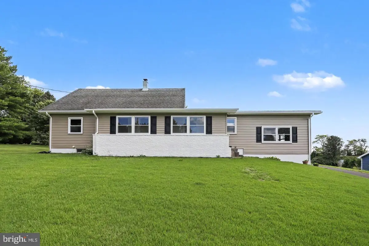 2008 Weavertown Rd L-0153, Lebanon, PA 17046 - #1