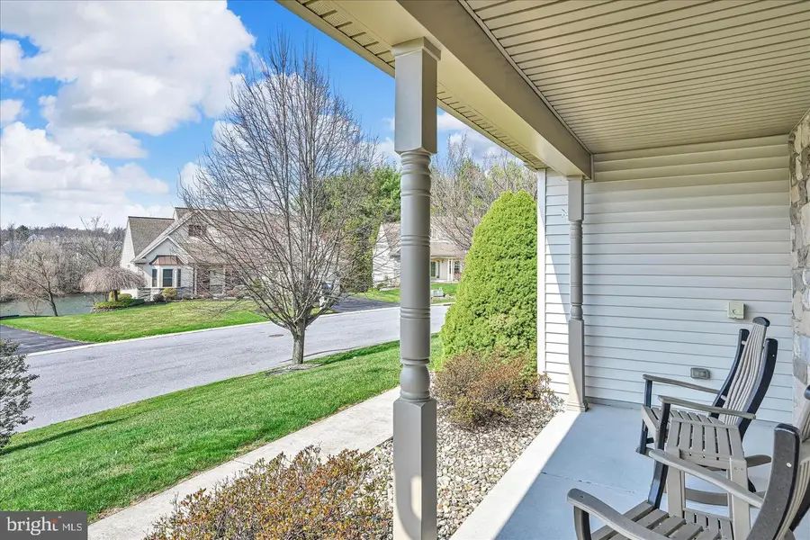 858 Water Edge Ct, Lebanon, PA 17046 - #3