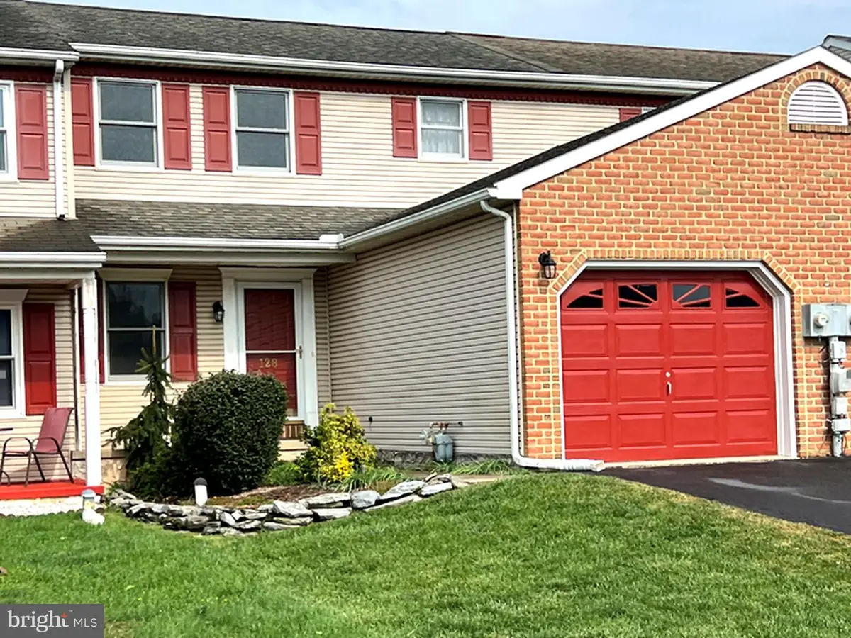 128 Palm Ln, Lebanon, PA 17042 - #1