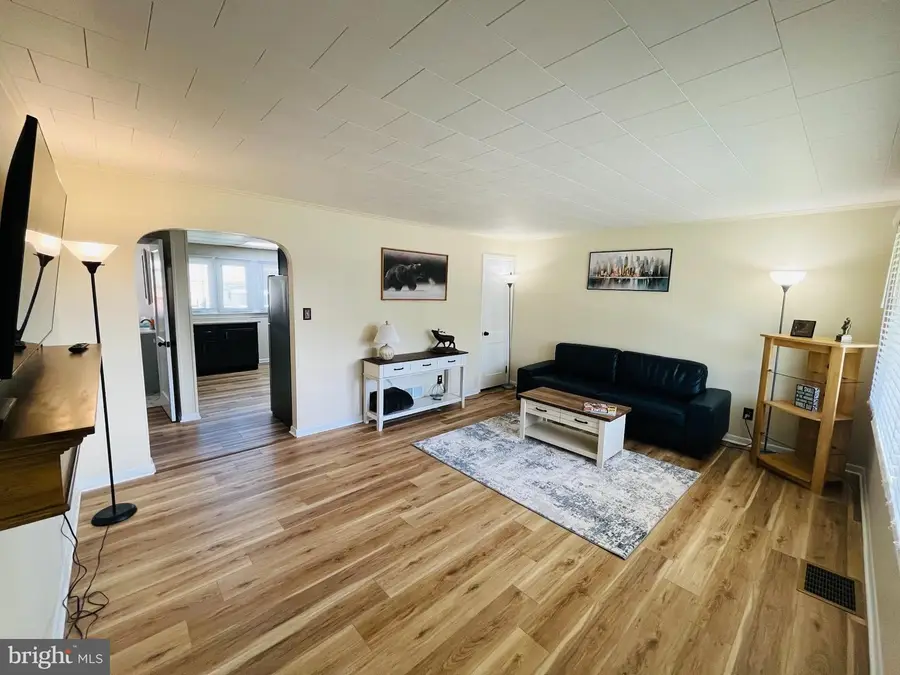 222 N Penn St, Palmyra, PA 17078 - #2