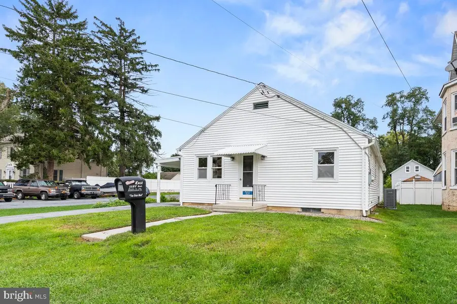 1127 E Lehman St, Lebanon, PA 17046 - #3