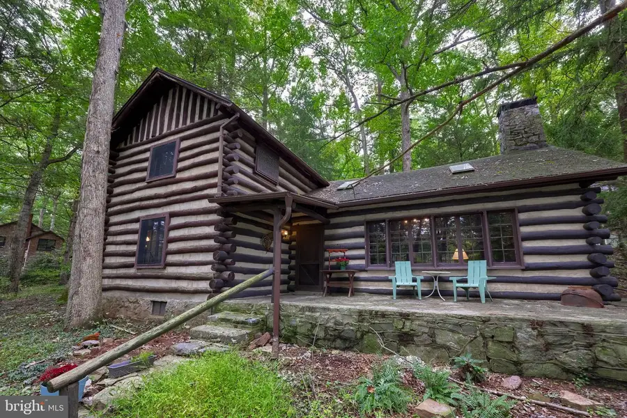412 Pennsylvania Ave, Mount Gretna, PA 17064 - #3