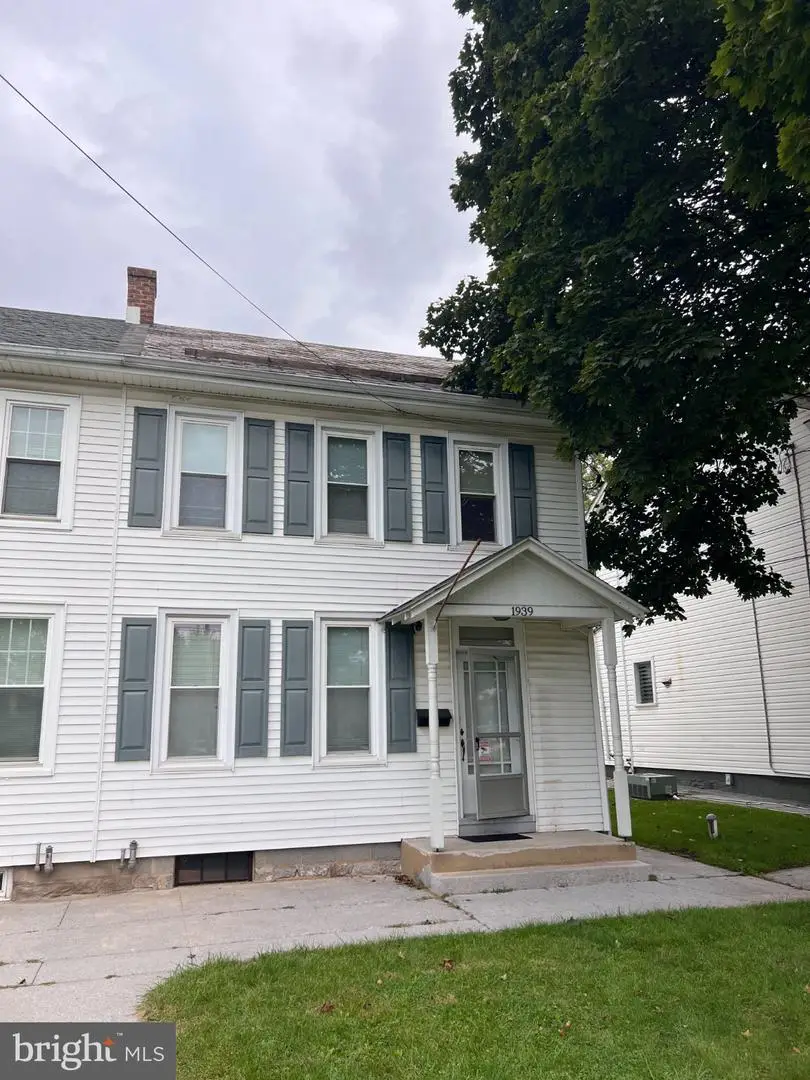 1939 W Cumberland St, Lebanon, PA 17042 - #1
