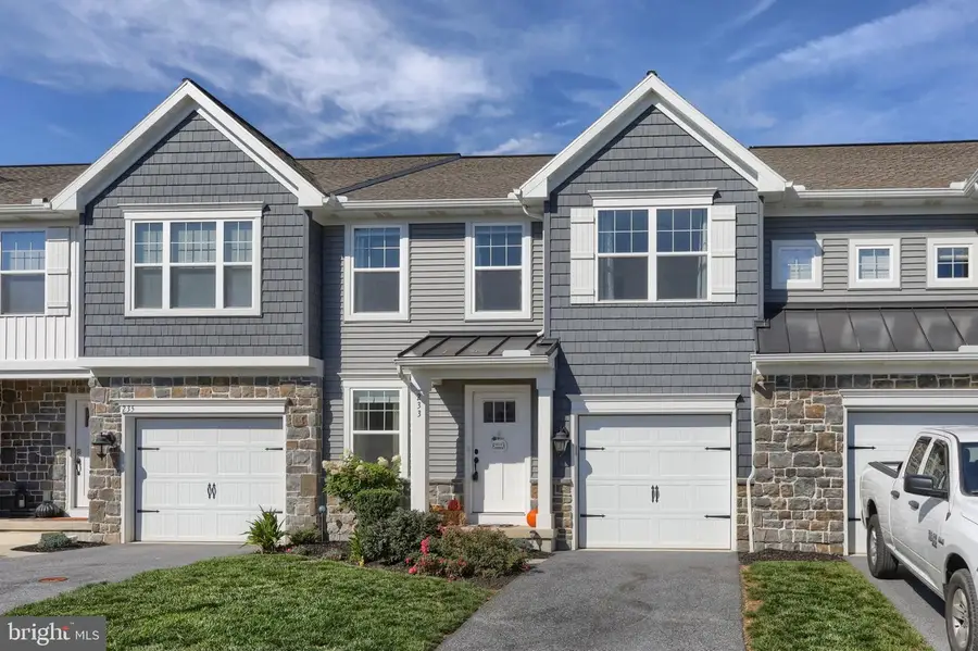233 Highland Ct, Annville, PA 17003 - #2