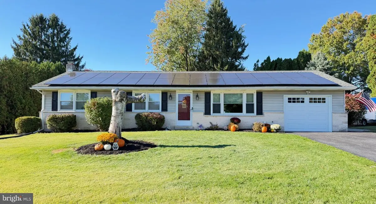 1833 Ashton Dr, Lebanon, PA 17046 - #1