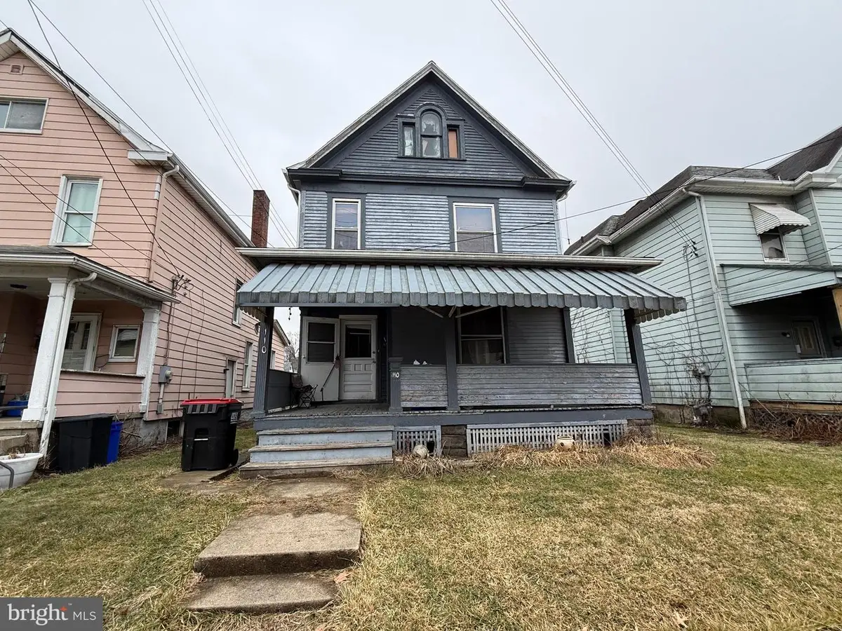 110 Richlieu Ave, New Castle, PA 16101 - #1