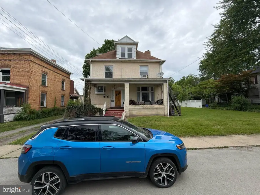 309 Phillips St, New Castle, PA 16101 - #2