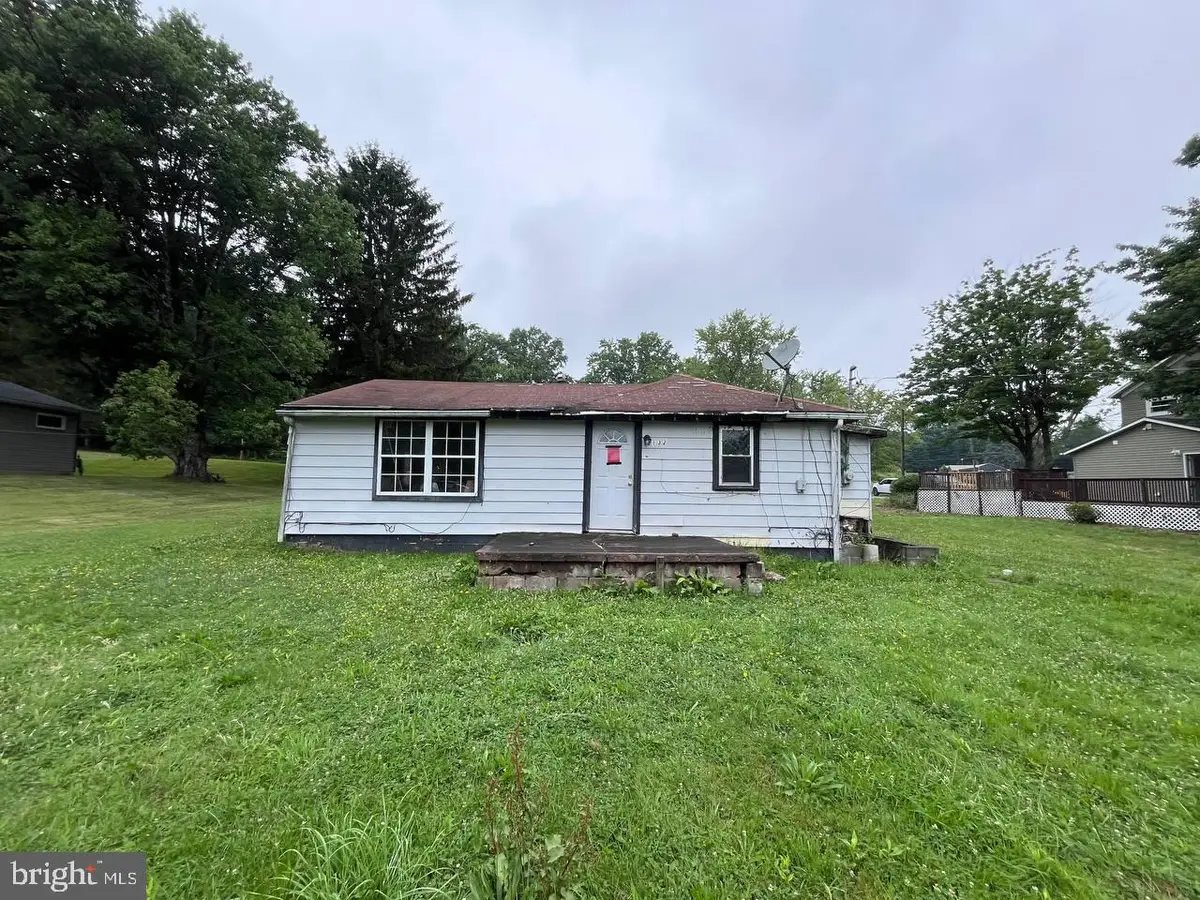 132 Thomas Road, New Castle, PA 16101 - #1