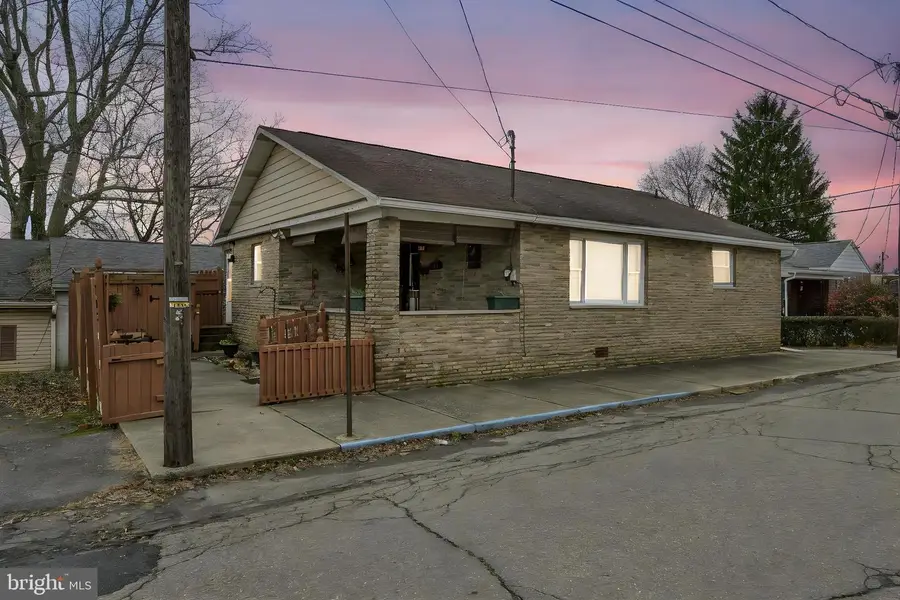 728 E 3rd St, Hazleton, PA 18201 - Image #2