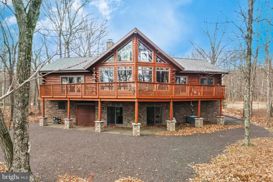 720 Turnberry Ln, Hazleton, PA 18202 - Image #3