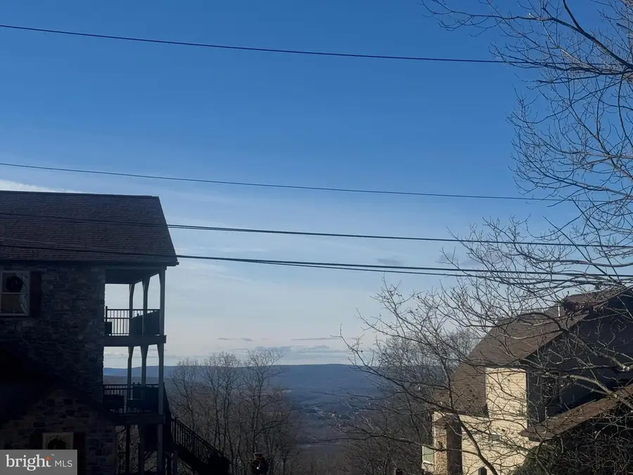 46 Vv Turnberry, Hazleton, PA 18202 - Image #2