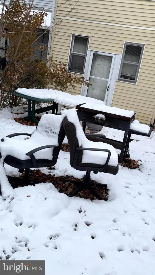 557 N Main St, Wilkes Barre, PA 18705 - Image #2